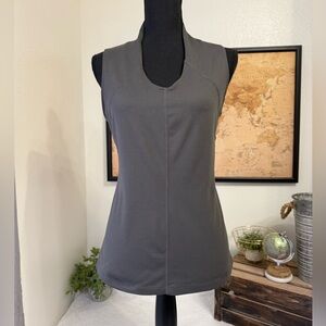 Nike sleeveless shirt